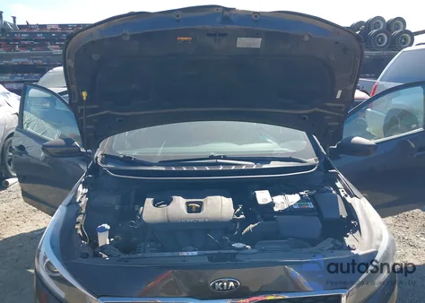 2017 Kia Forte Lx из США, поврежденный, VIN 3KPFL4A76HE135409